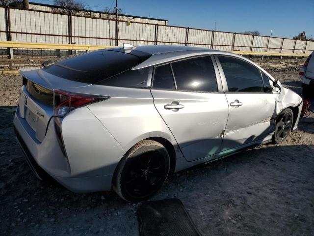 JTDKARFU4H3535881 - 2017 TOYOTA PRIUS SILVER photo 3