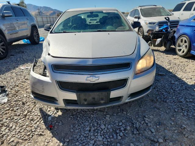 1G1ZA5E01AF247688 - 2010 CHEVROLET MALIBU LS 银色 照片 5