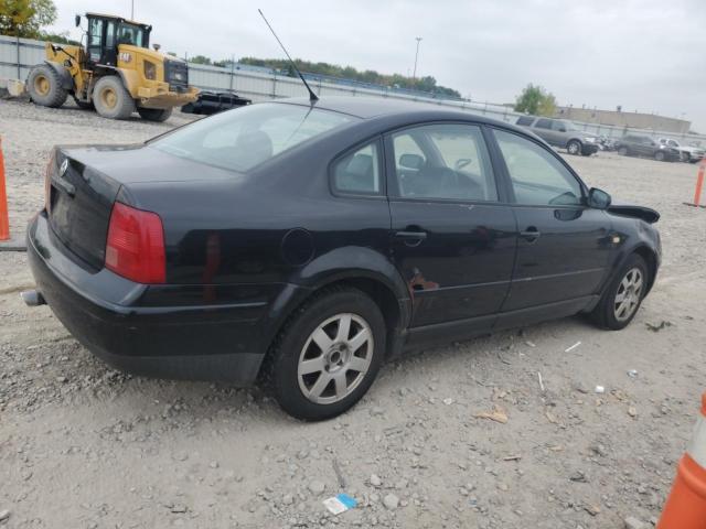 WVWMA23B2YE130013 - 2000 VOLKSWAGEN PASSAT GLS CHARCOAL photo 3