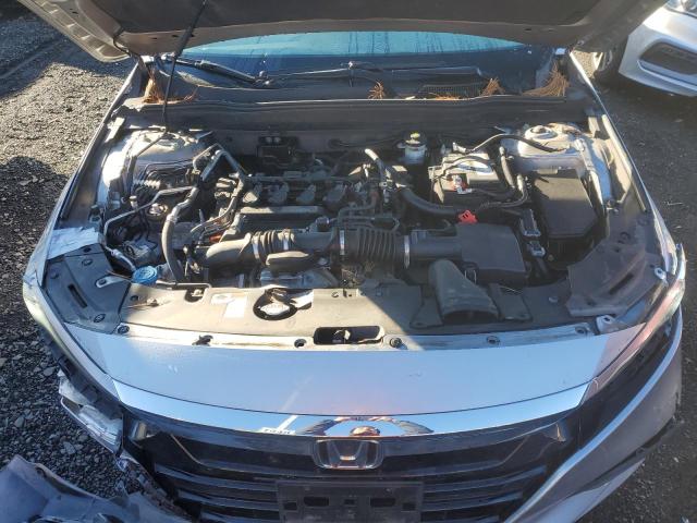 1HGCV1F14JA188264 - 2018 HONDA ACCORD LX SILVER photo 11