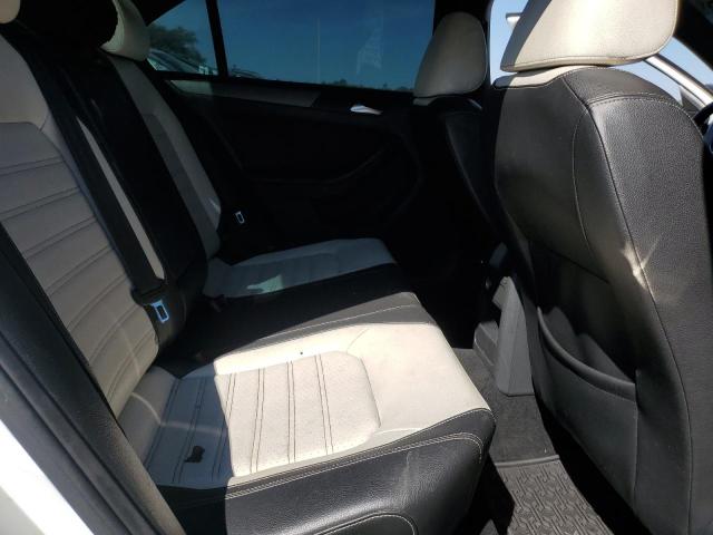 3VWD17AJ9GM287356 - 2016 VOLKSWAGEN JETTA SPORT WHITE photo 10