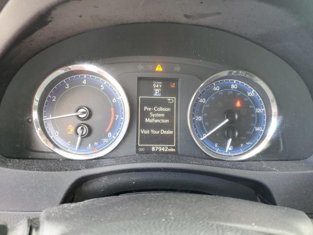 5YFBURHE0JP777500 - 2018 TOYOTA COROLLA L BLUE photo 9