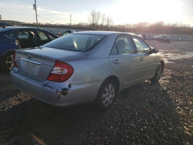 4T1BE32K93U722117 - 2003 TOYOTA CAMRY LE SILVER photo 3