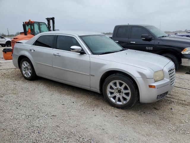 2C3CA5CV6AH211400 - 2010 CHRYSLER 300 TOURING SILVER photo 4