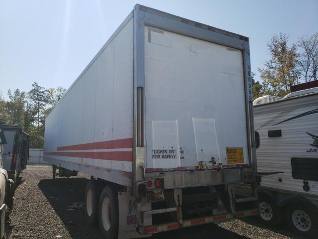 1UYVS24843U079411 - 2003 UTILITY VS2RA WHITE photo 3