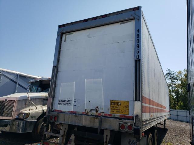 1UYVS24843U079411 - 2003 UTILITY VS2RA WHITE photo 4