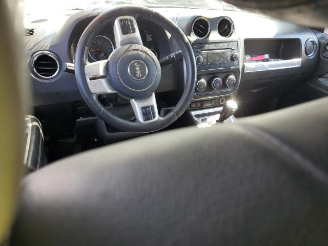 1C4NJDAB5FD354124 - 2015 JEEP COMPASS SPORT Weiß Foto 8