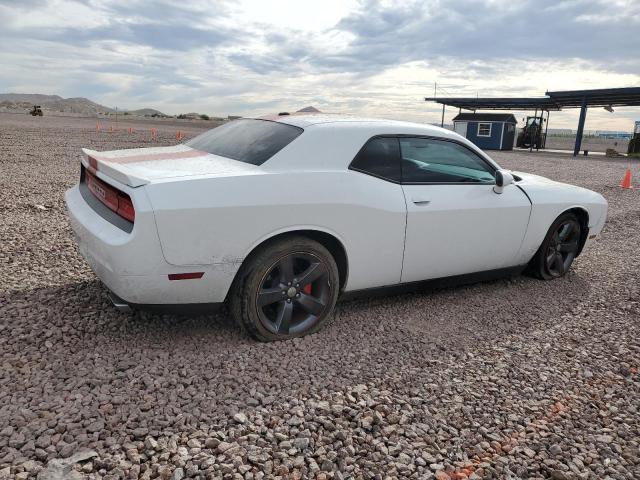 2C3CDYAG6EH208886 - 2014 DODGE CHALLENGER SXT WHITE photo 3