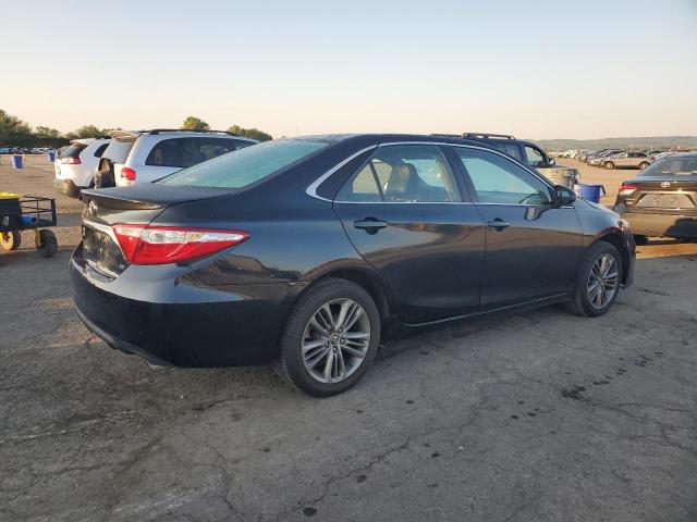 4T1BF1FK4GU138340 - 2016 TOYT CAMRY LE BLACK photo 3