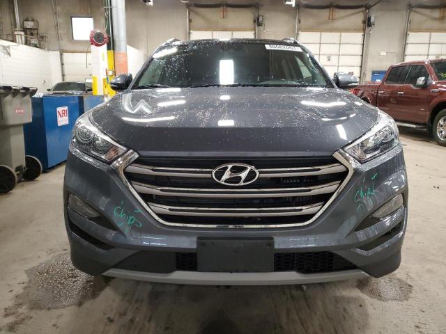 KM8J3CA26JU764602 - 2018 HYUNDAI TUCSON VALUE GRAY photo 5