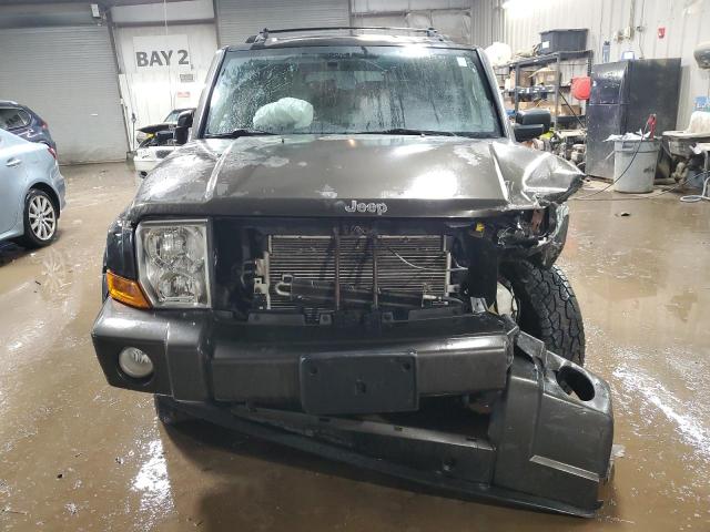 1J8HG58N56C365723 - 2006 JEEP COMMANDER LIMITED GRAY photo 5