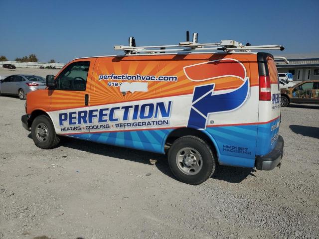 1GCWGAFG0J1910470 - 2018 CHEVROLET EXPRESS G2 TWO TONE photo 2