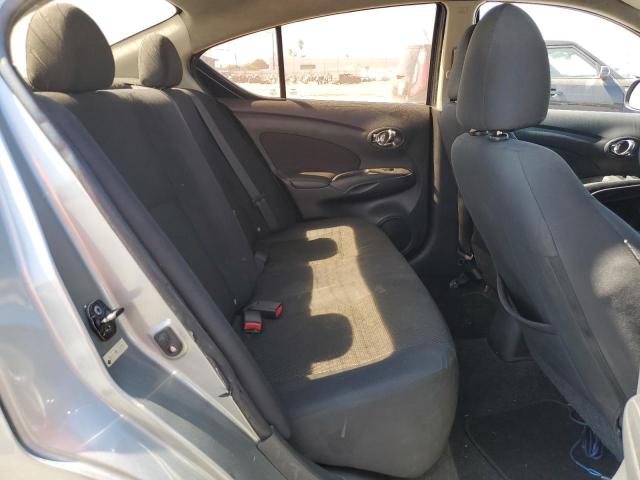 3N1CN7AP6DL838919 - 2013 NISSAN VERSA S SILVER photo 10