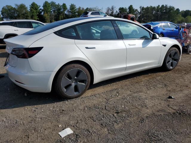 5YJ3E1EA4PF402721 - 2023 TESLA MODEL 3 Weiß Foto 3