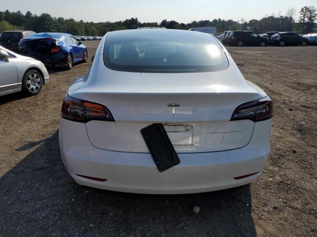 5YJ3E1EA4PF402721 - 2023 TESLA MODEL 3 Weiß Foto 6
