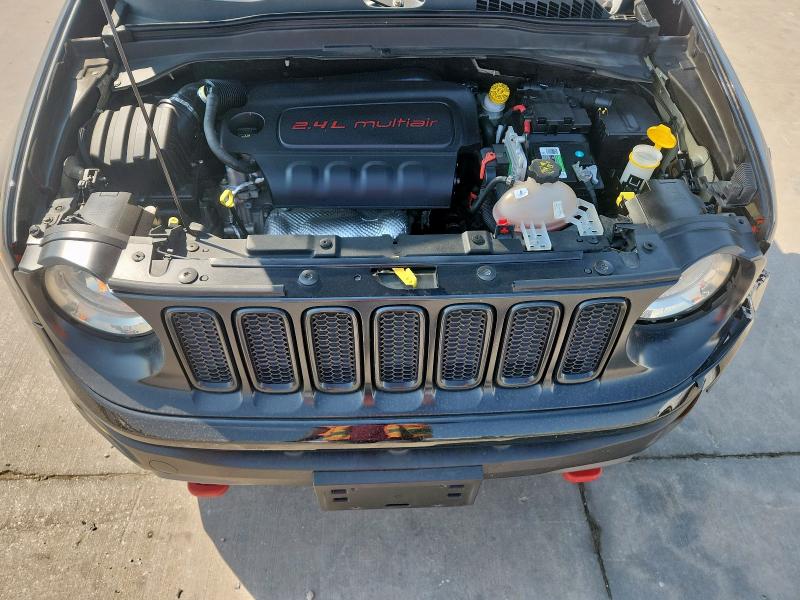 ZACCJBCT5GPD48912 - 2016 JEEP RENEGADE TRAILHAWK შავი ფოტო 12