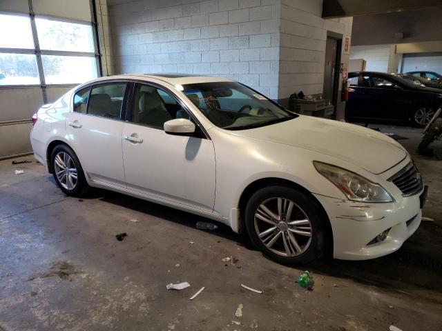 JN1CV6AP6DM715573 - 2013 INFINITI G37 BASE WHITE photo 4