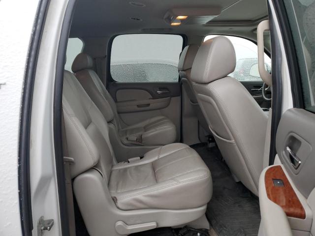 1GKFK16367J172666 - 2007 GMC YUKON XL K1500 WHITE photo 11