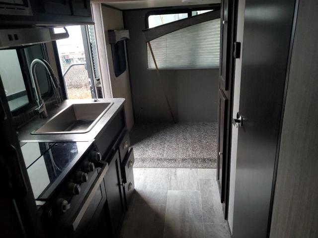 5SFNB2426JE380843 - 2018 HEARTLAND SUNDANCE 白色 照片 6