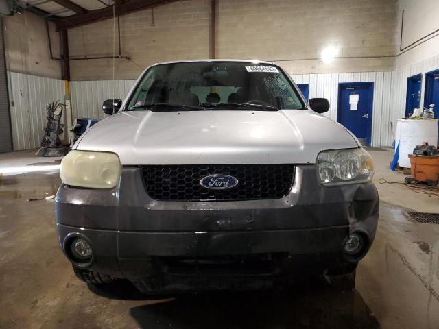 1FMYU93155DA04217 - 2005 FORD ESCAPE XLT SILVER photo 5