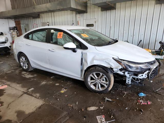 1G1BE5SM6K7116264 - 2019 CHEVROLET CRUZE LT WHITE photo 4