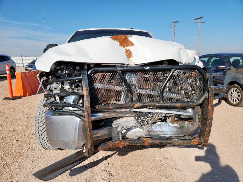 3C6UR5HL3JG127431 - 2018 RAM 2500 ST WHITE photo 5