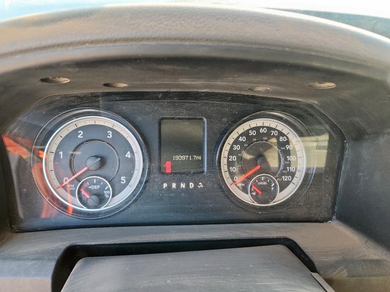 3C6UR5HL3JG127431 - 2018 RAM 2500 ST WHITE photo 9