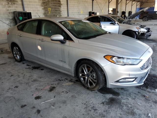 3FA6P0LU6HR230468 - 2017 FORD FUSION SE HYBRID SILVER photo 4