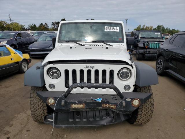 1C4HJWDG3EL208664 - 2014 JEEP WRANGLER UNLIMITED SPORT WHITE photo 5