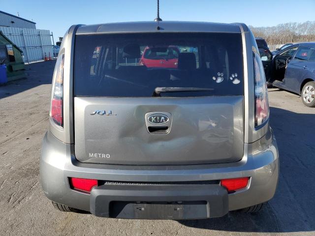 KNDJT2A24A7194483 - 2010 KIA SOUL + GRAY photo 6