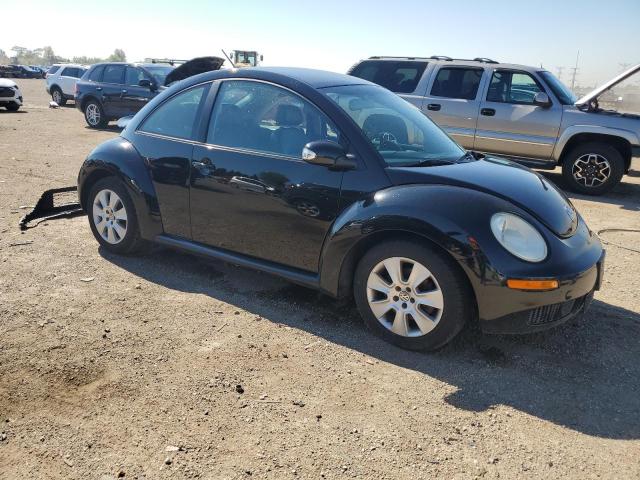 3VWPG3AG5AM011370 - 2010 VOLKSWAGEN NEW BEETLE 黑色 照片 4