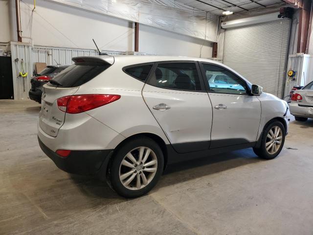 KM8JUCAC2DU642667 - 2013 HYUNDAI TUCSON GLS 银色 照片 3