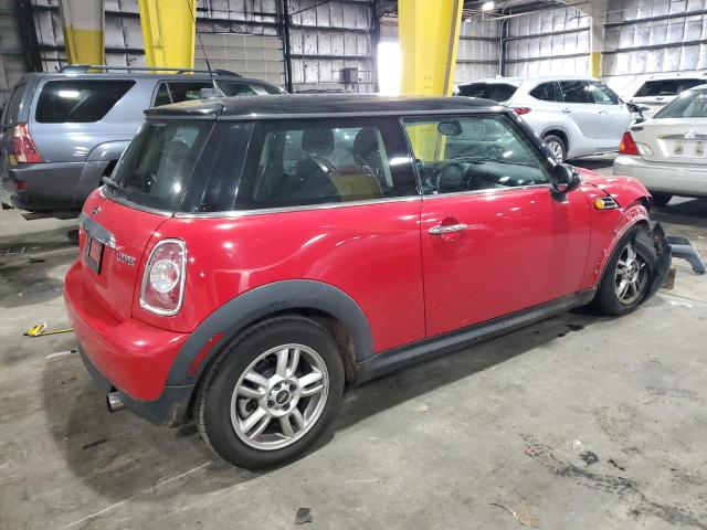 WMWSU3C59BT092861 - 2011 MINI COOPER RED photo 3