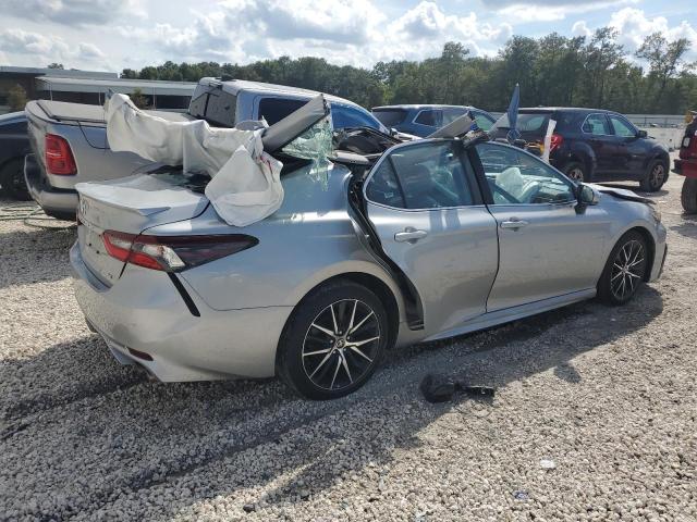 4T1G11AK9RU251618 - 2024 TOYOTA CAMRY SE NIGHT SHADE SILVER photo 3