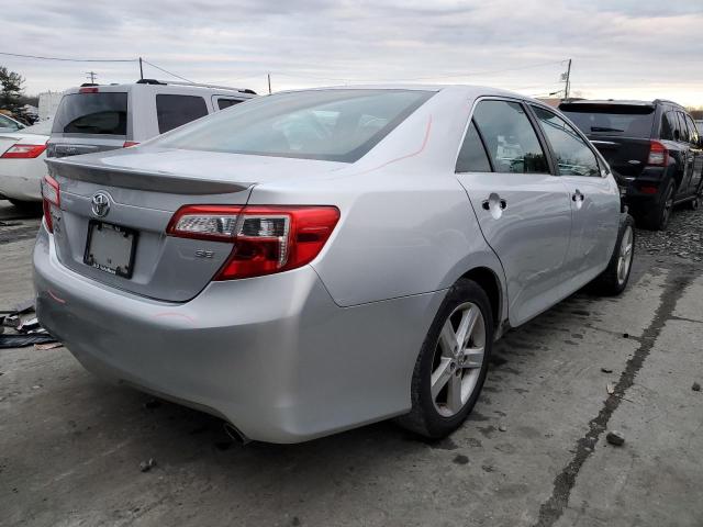 4T1BF1FK0CU142394 - 2012 TOYOTA CAMRY BASE SILVER photo 3