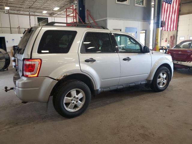 1FMCU9DG6AKA79639 - 2010 FORD ESCAPE XLT SILVER photo 3
