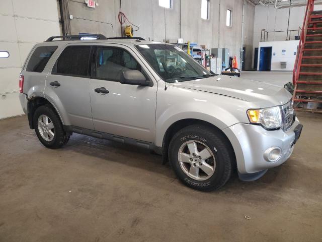 1FMCU9DG6AKA79639 - 2010 FORD ESCAPE XLT SILVER photo 4
