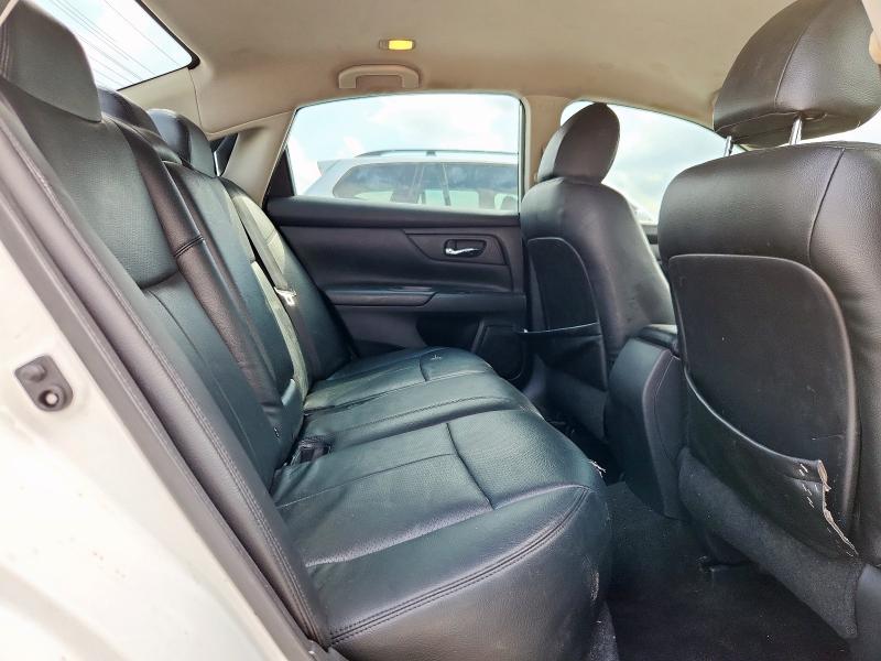 1N4AL3AP8JC211140 - 2018 NISSAN ALTIMA 2.5 白色 照片 10