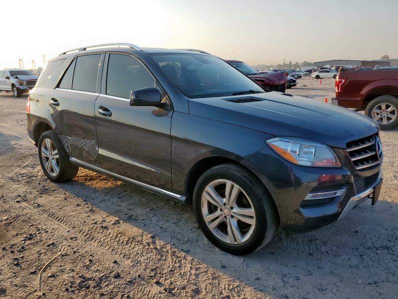 4JGDA5JB3DA157190 - 2013 MERCEDES-BENZ ML 350 黑色 照片 4