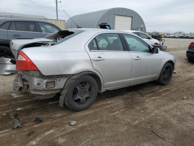 3FAHP0HA1BR150168 - 2011 FORD FUSION SE SILVER photo 3