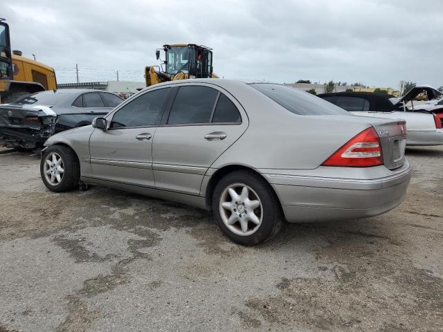 WDBRF61J64E017554 - 2004 MERCEDES-BENZ C 240 GRAY photo 2