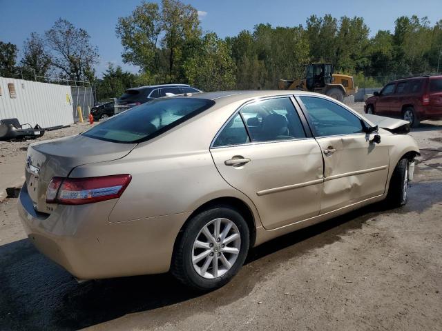4T4BF3EKXBR161777 - 2011 TOYOTA CAMRY BASE Бежевий фото 3