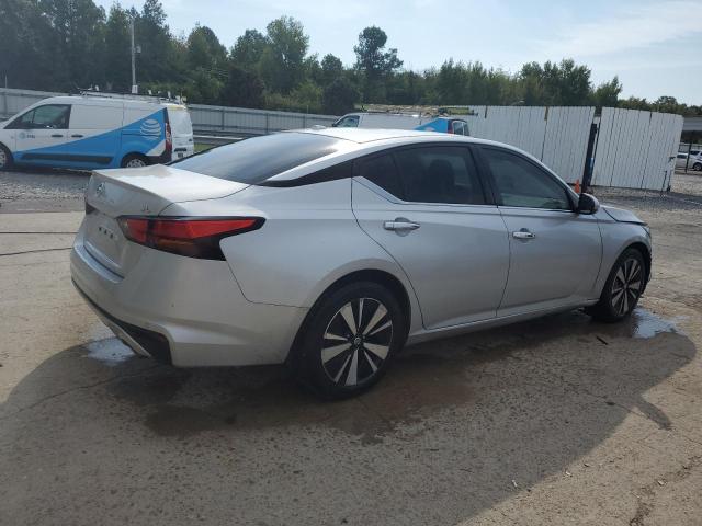 1N4BL4EV6KC257277 - 2019 NISSAN ALTIMA SL SILVER photo 3