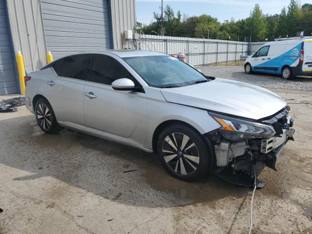 1N4BL4EV6KC257277 - 2019 NISSAN ALTIMA SL SILVER photo 4