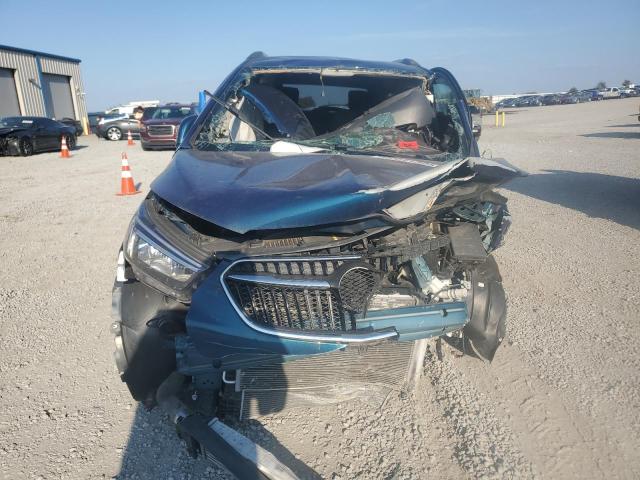 KL4CJASB6LB059913 - 2020 BUICK ENCORE PREFERRED BLUE photo 5