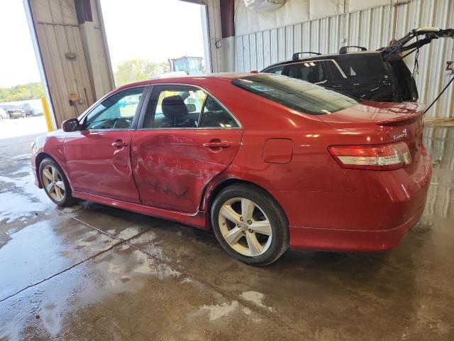 4T1BF3EK1AU046106 - 2010 TOYOTA CAMRY BASE RED photo 2