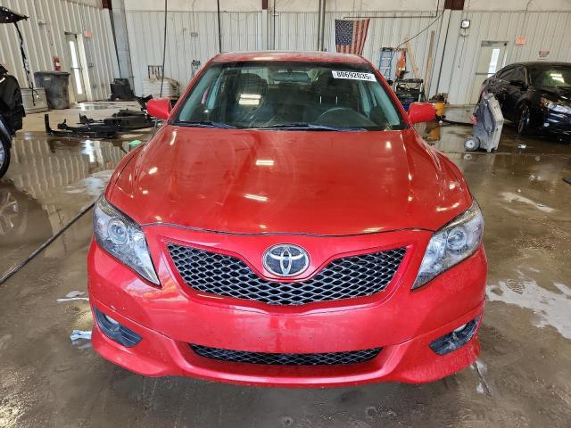 4T1BF3EK1AU046106 - 2010 TOYOTA CAMRY BASE RED photo 5