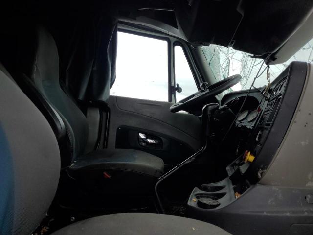 3HSDJAPR0HN158292 - 2017 INTERNATIONAL PROSTAR WHITE photo 6