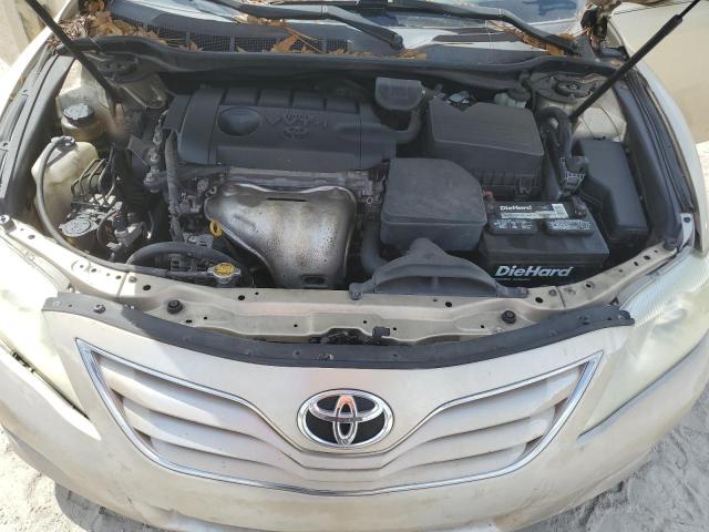 4T1BF3EK8BU671958 - 2011 TOYOTA CAMRY BASE ოქროსფერი ფოტო 11