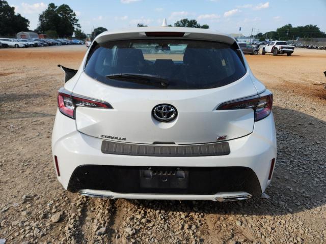 JTND4MBE2N3181822 - 2022 TOYOTA COROLLA SE WHITE photo 6